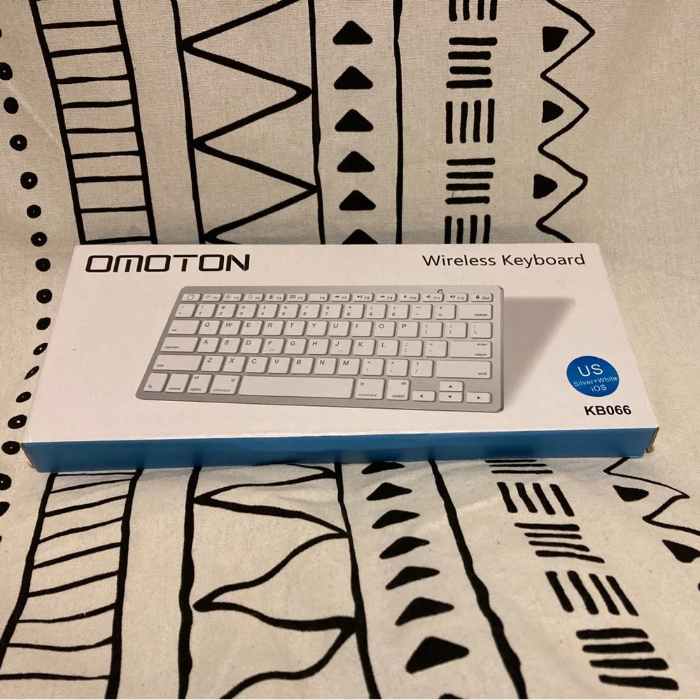 Brand New Omoton Wireless Keyboard for iOS iPad Ultra Slim Bluetooth Keyboard